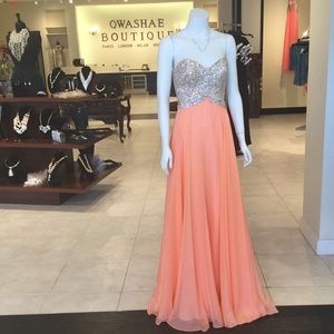 I’m A French Strapless Gown